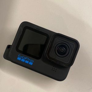GoPro HERO10 Black - Waterproof Action Camera